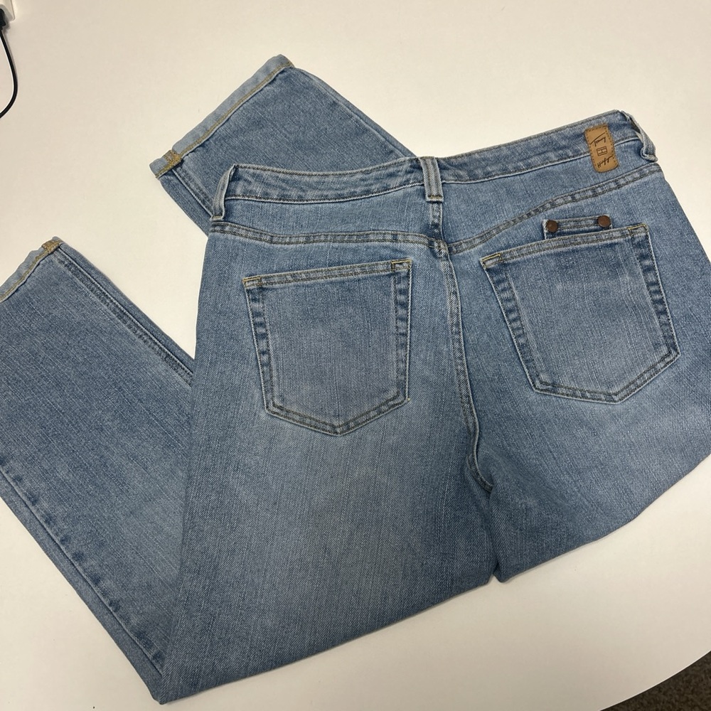 Tommy Hilfiger Women’s vintage Hipster light wash y2k 2000s denim jeans Size 8